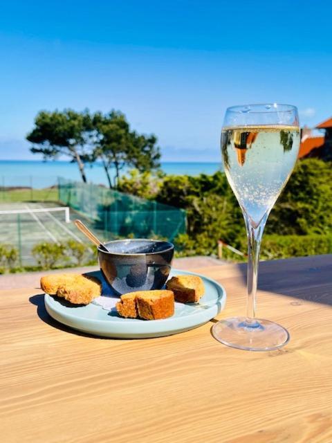 Hotel De La Terrasse Varengeville-sur-Mer Kültér fotó